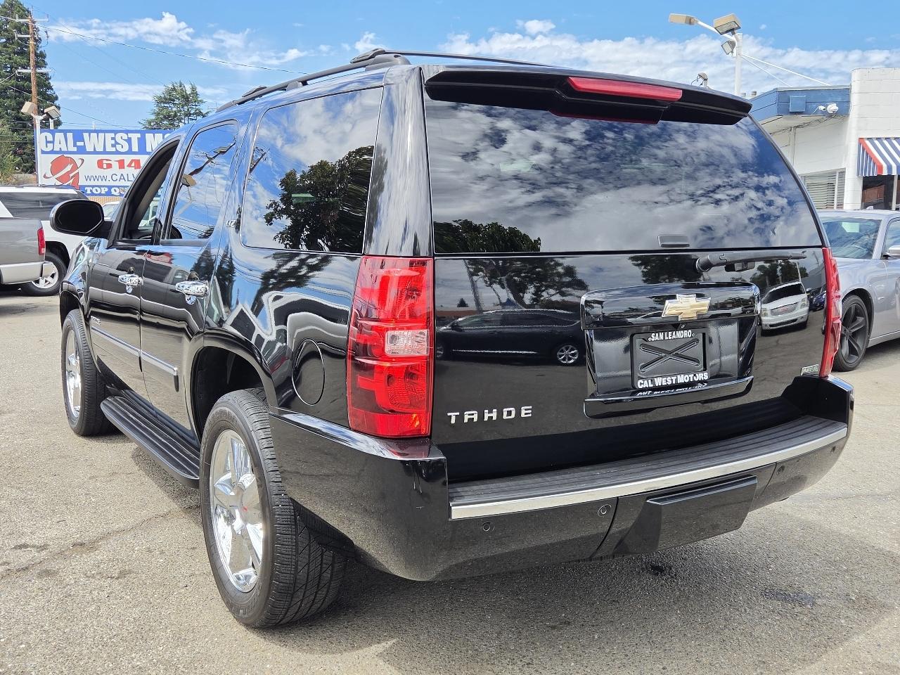 Chevrolet Tahoe  2010