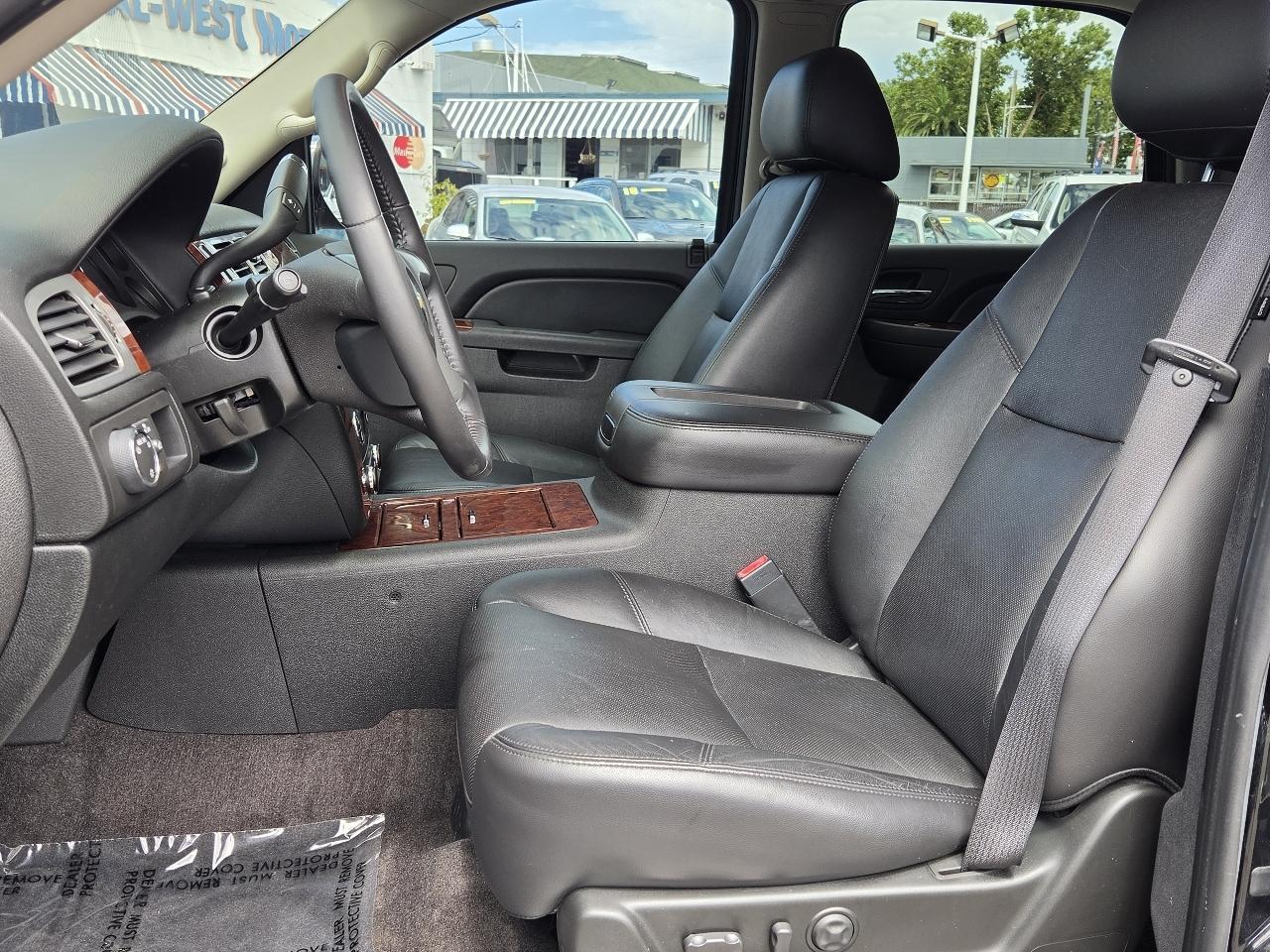 Chevrolet Tahoe  2010