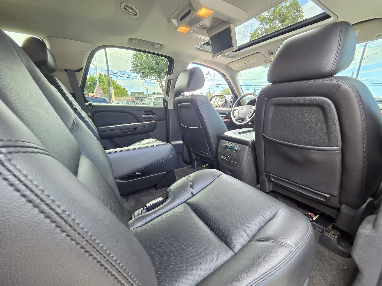 Chevrolet Tahoe  2010