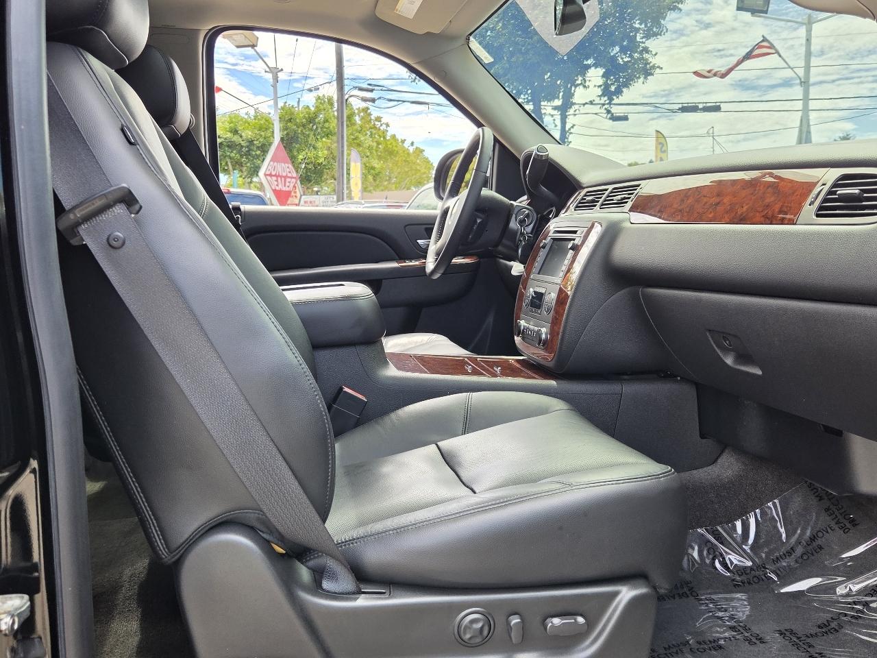 Chevrolet Tahoe  2010
