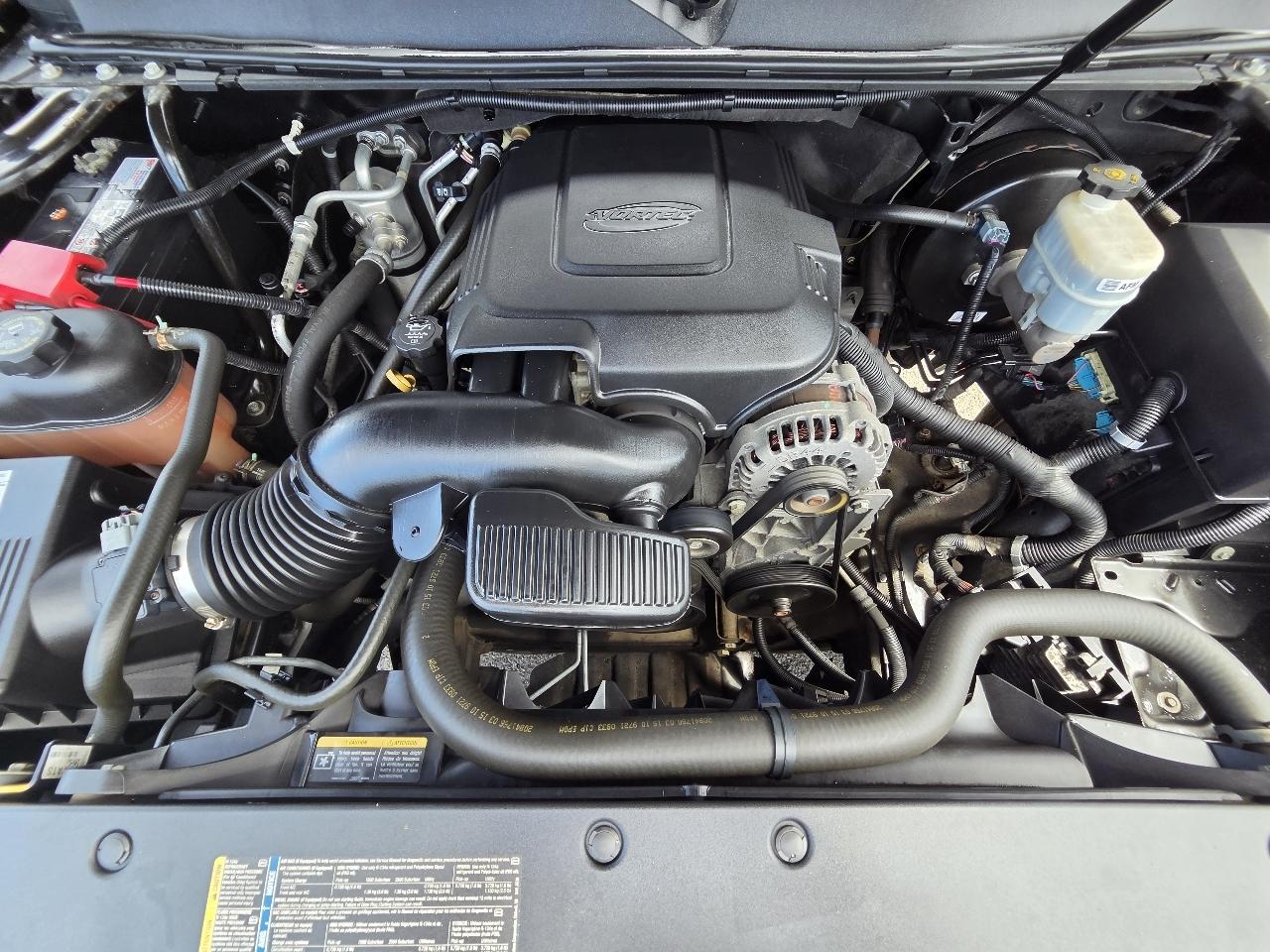 Chevrolet Tahoe  2010