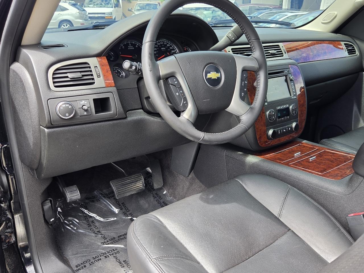 Chevrolet Tahoe  2010