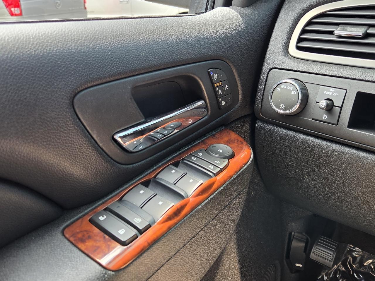 Chevrolet Tahoe  2010