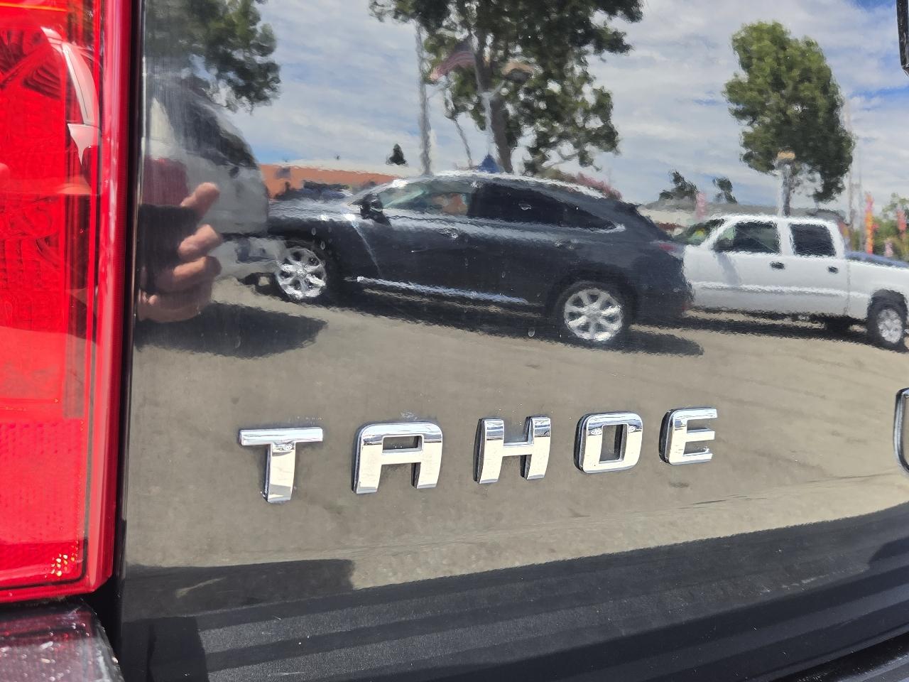 Chevrolet Tahoe  2010