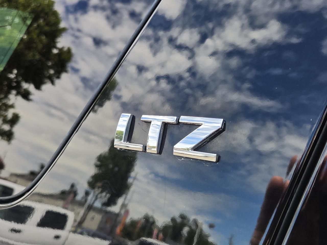 Chevrolet Tahoe  2010