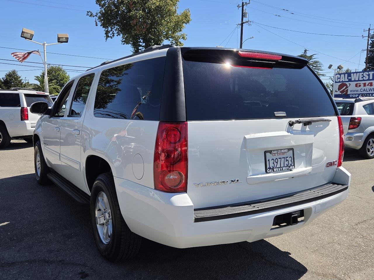 GMC Yukon XL  2013