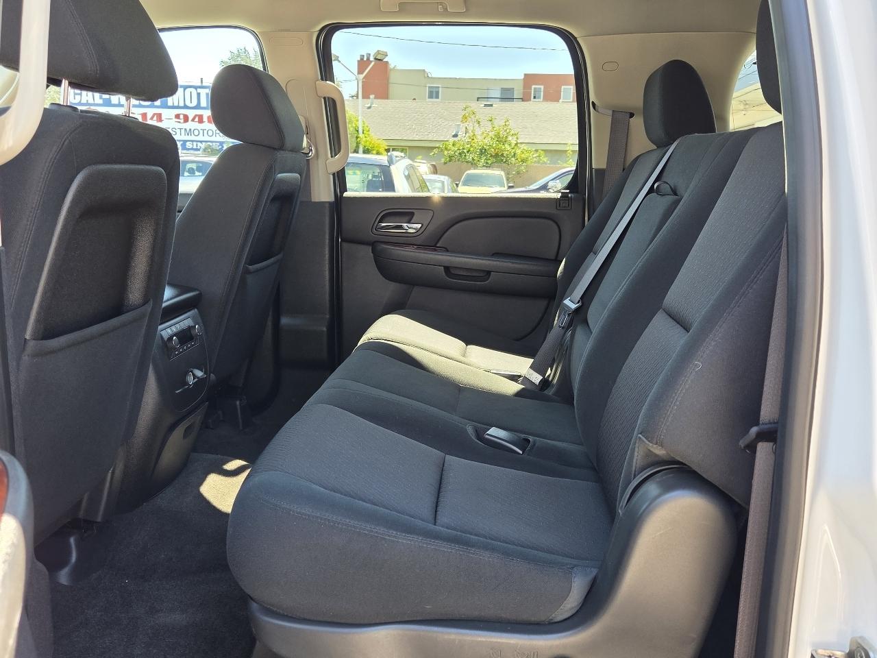 GMC Yukon XL  2013