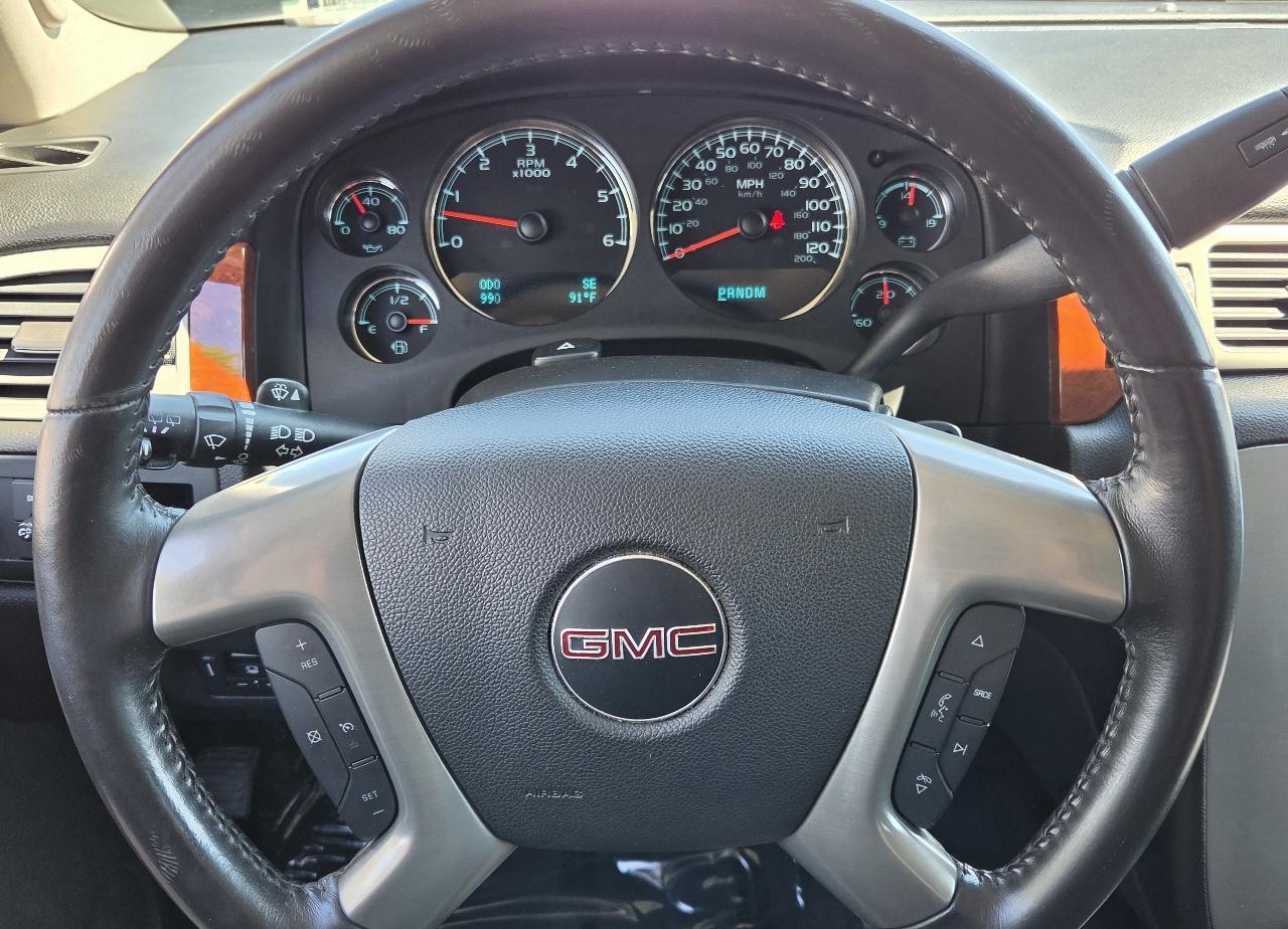 GMC Yukon XL  2013