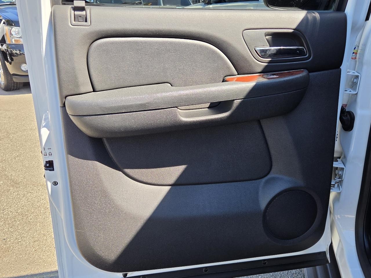 GMC Yukon XL  2013