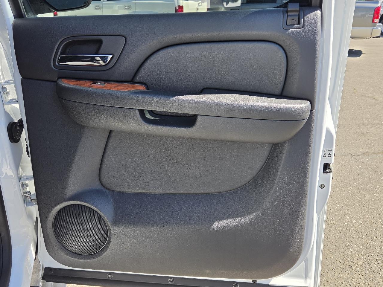 GMC Yukon XL  2013
