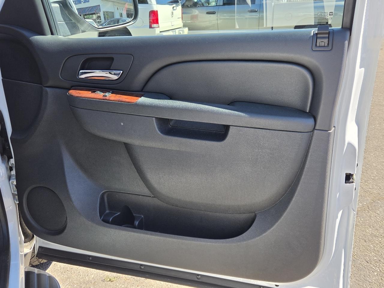 GMC Yukon XL  2013