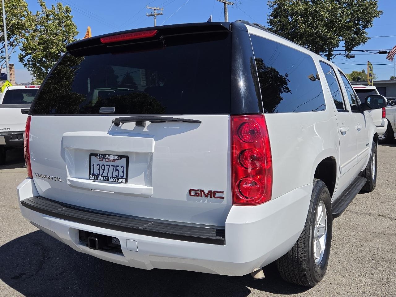 GMC Yukon XL  2013