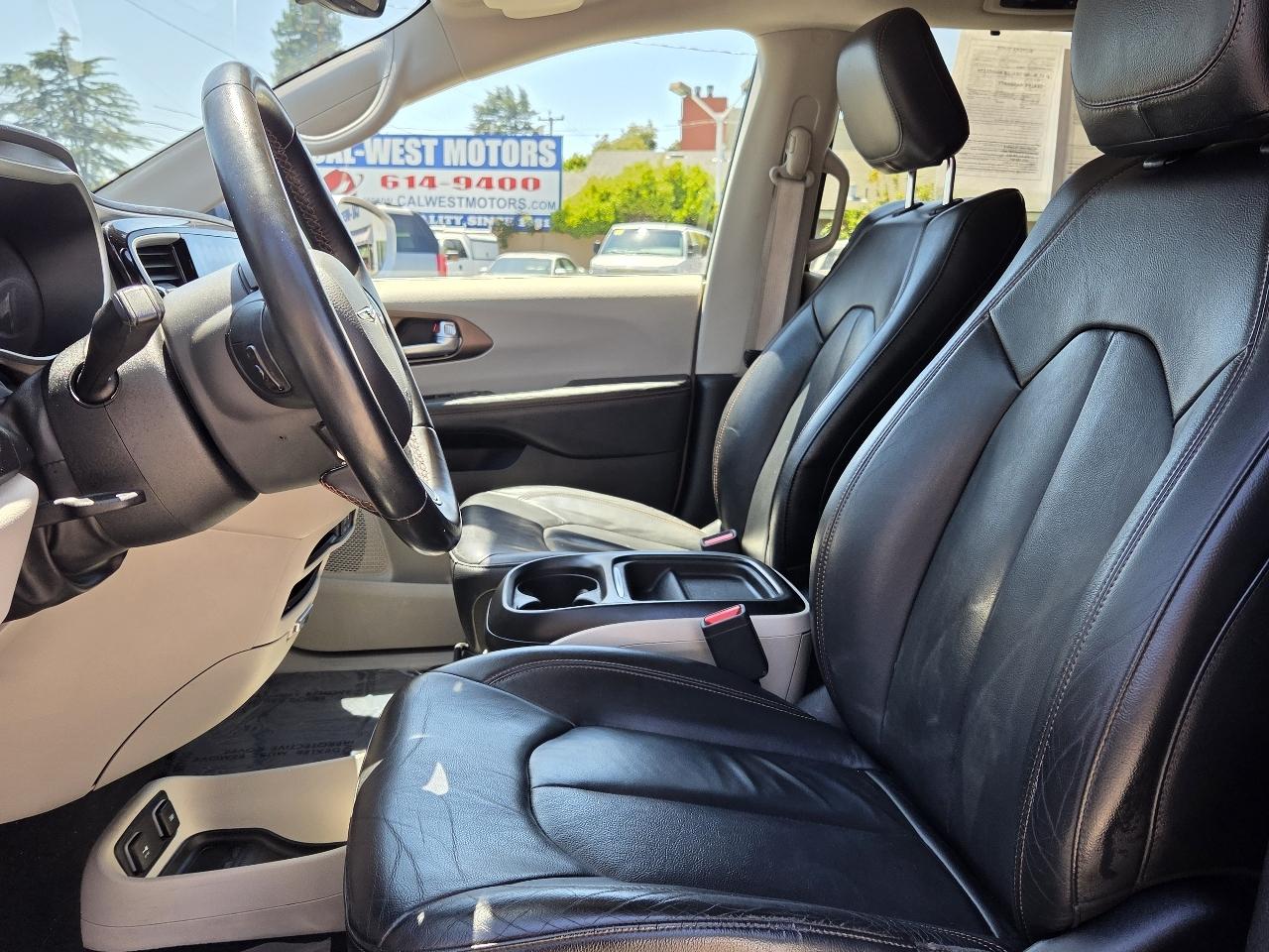 Chrysler Pacifica  2017