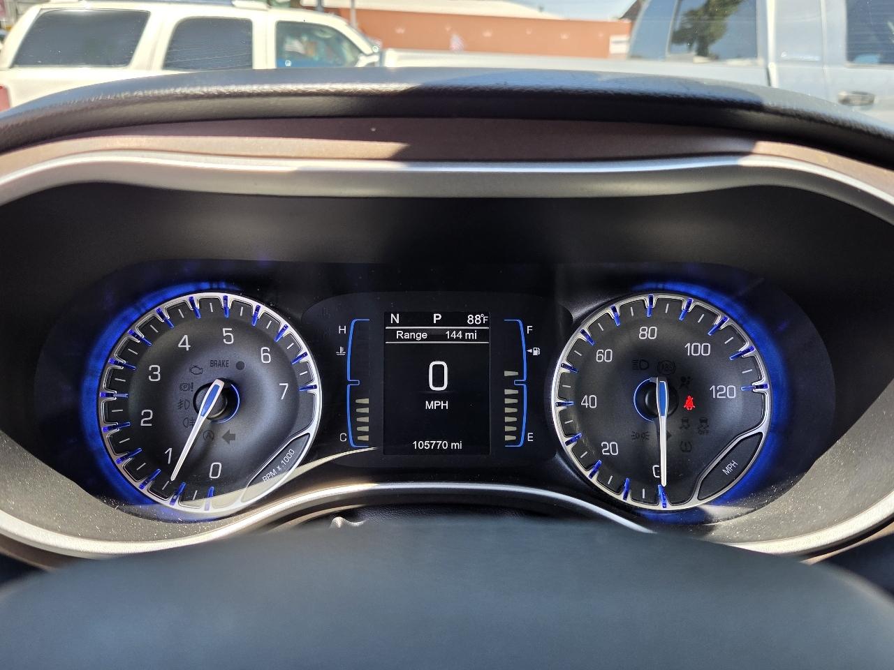 Chrysler Pacifica  2017