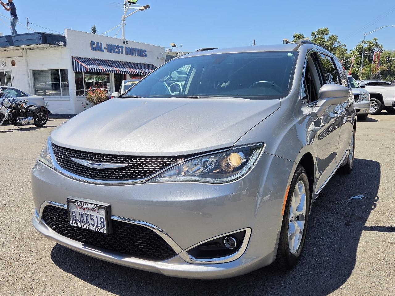 Chrysler Pacifica  2017