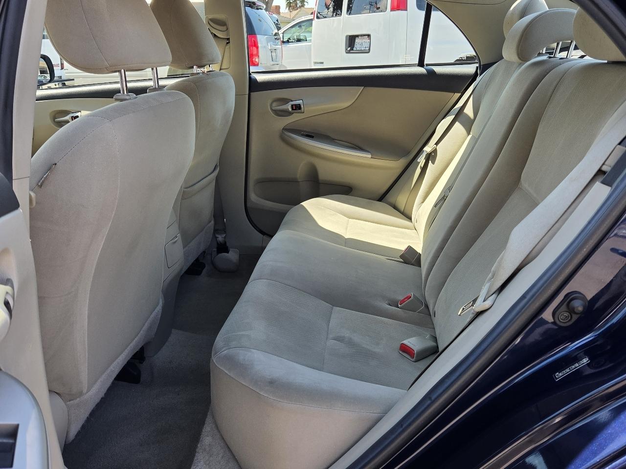Toyota Corolla  2011