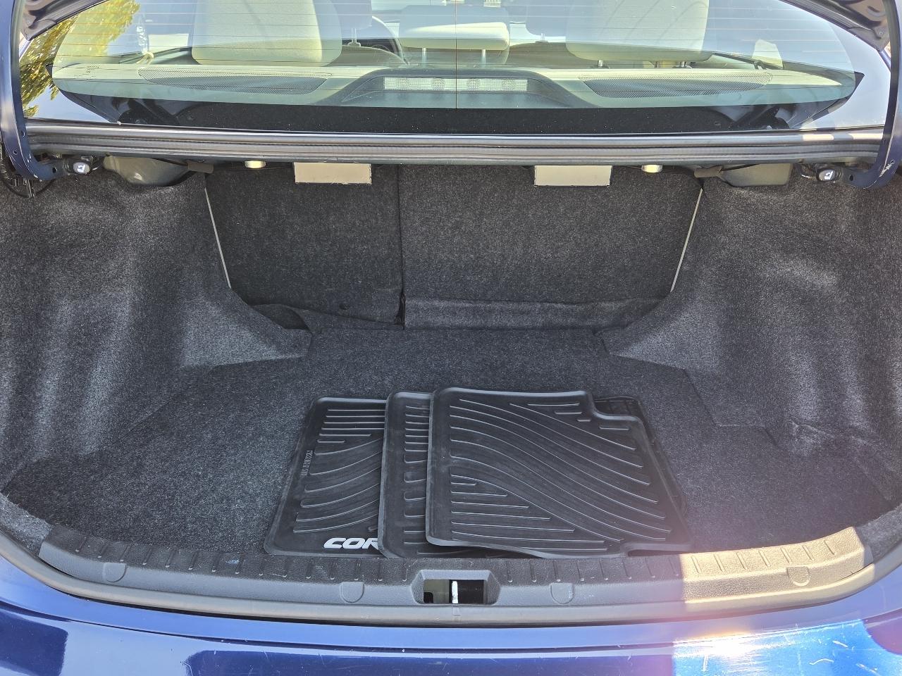 Toyota Corolla  2011