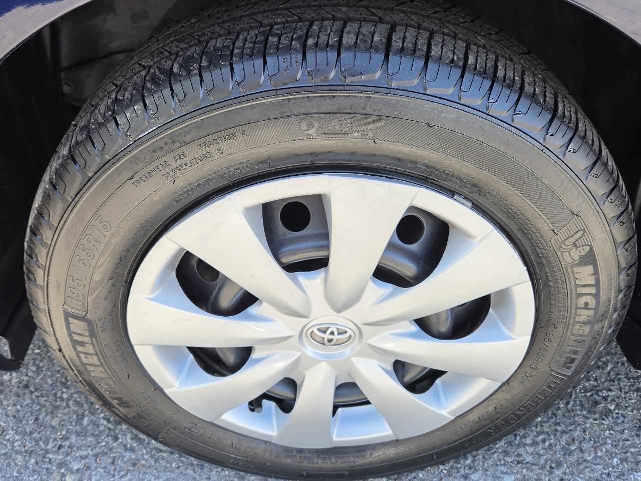 Toyota Corolla  2011