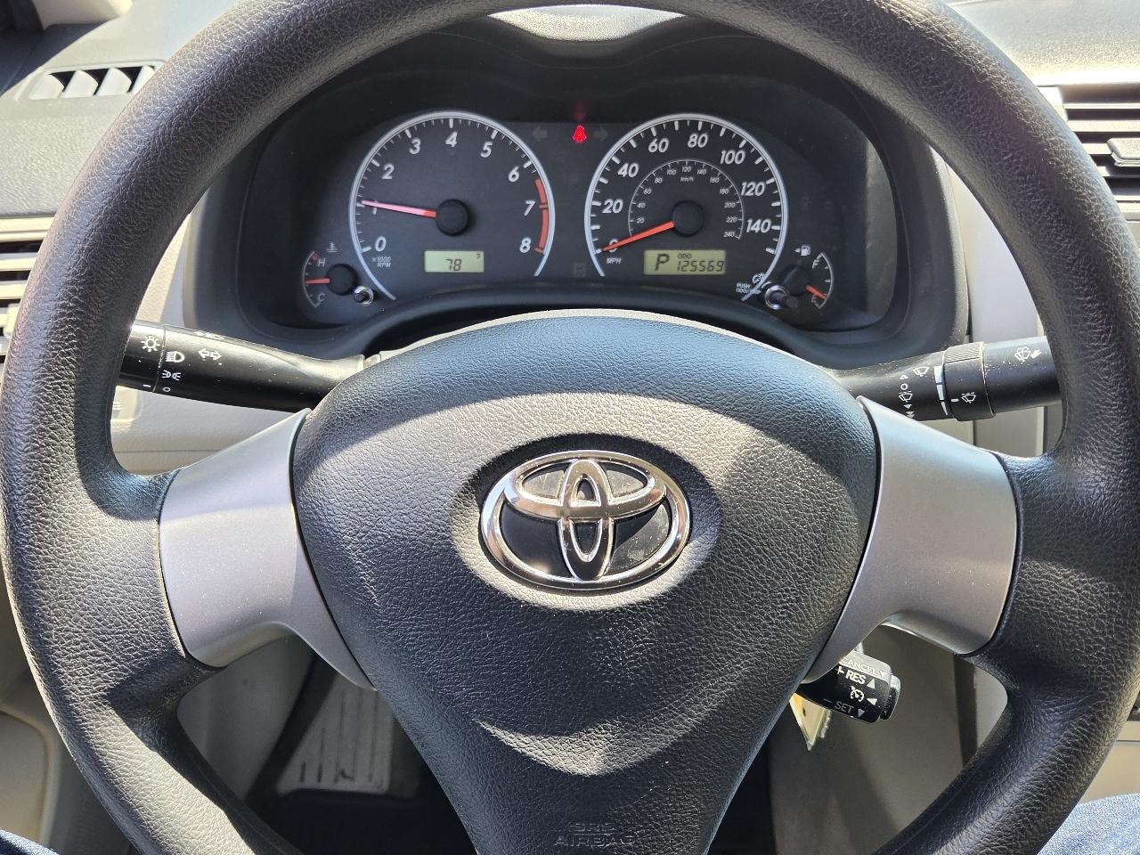 Toyota Corolla  2011