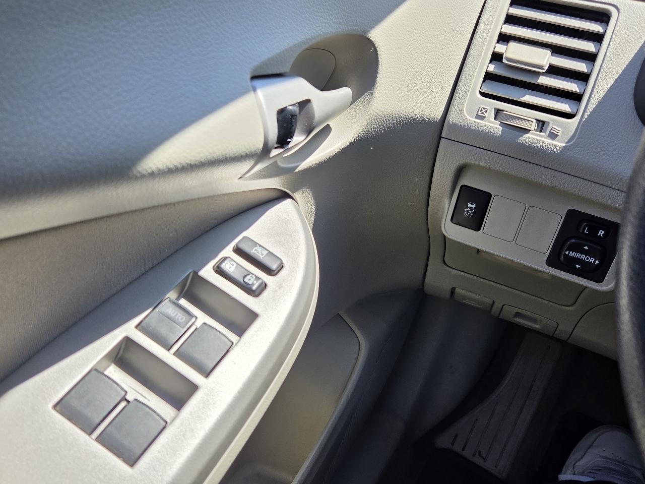 Toyota Corolla  2011