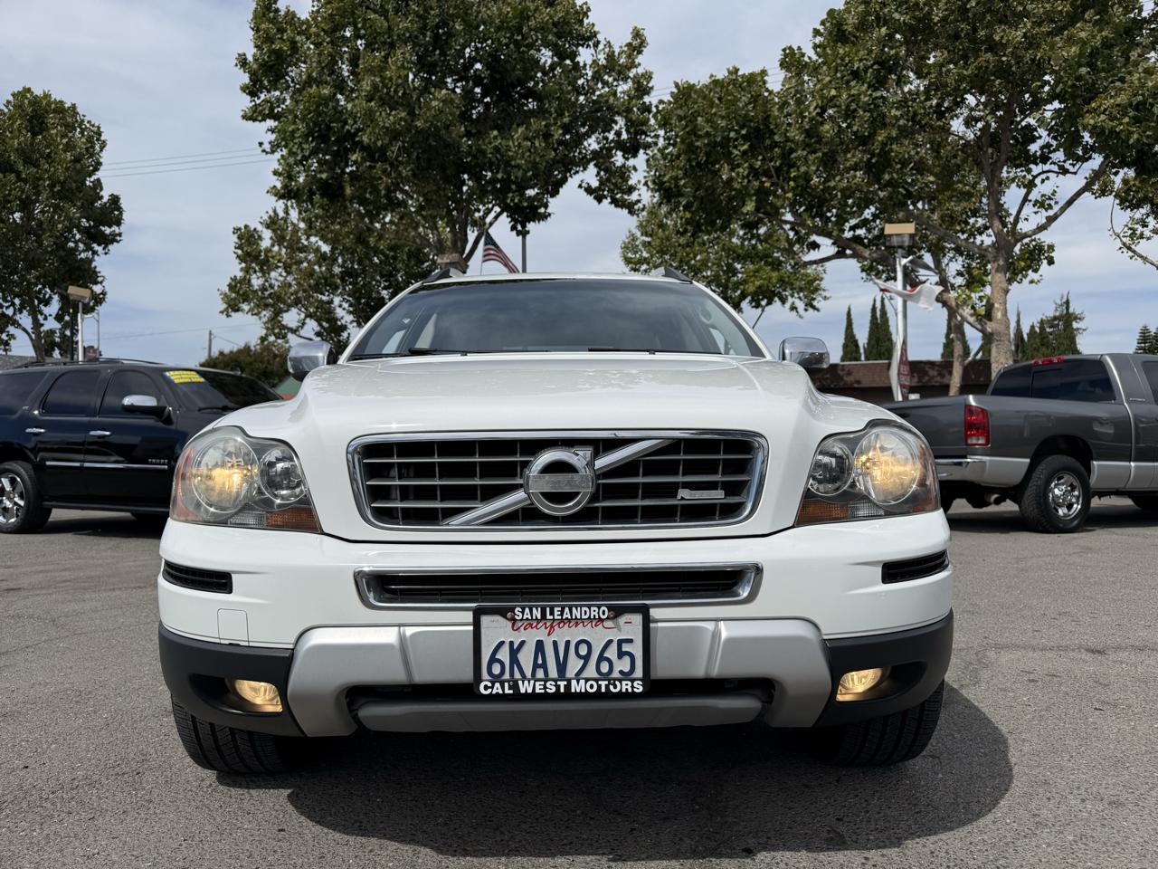 Volvo XC90  2010