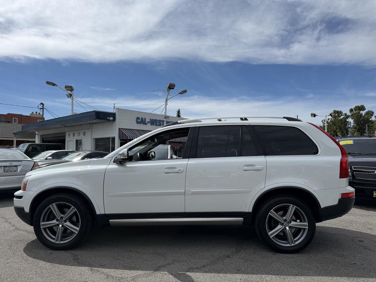 Volvo XC90  2010