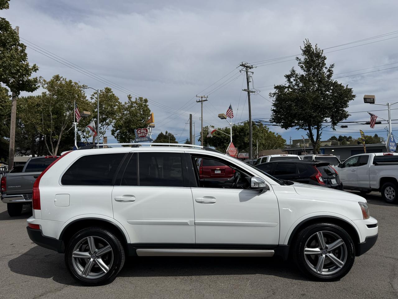 Volvo XC90  2010