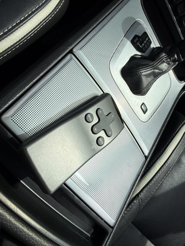 Volvo XC90  2010