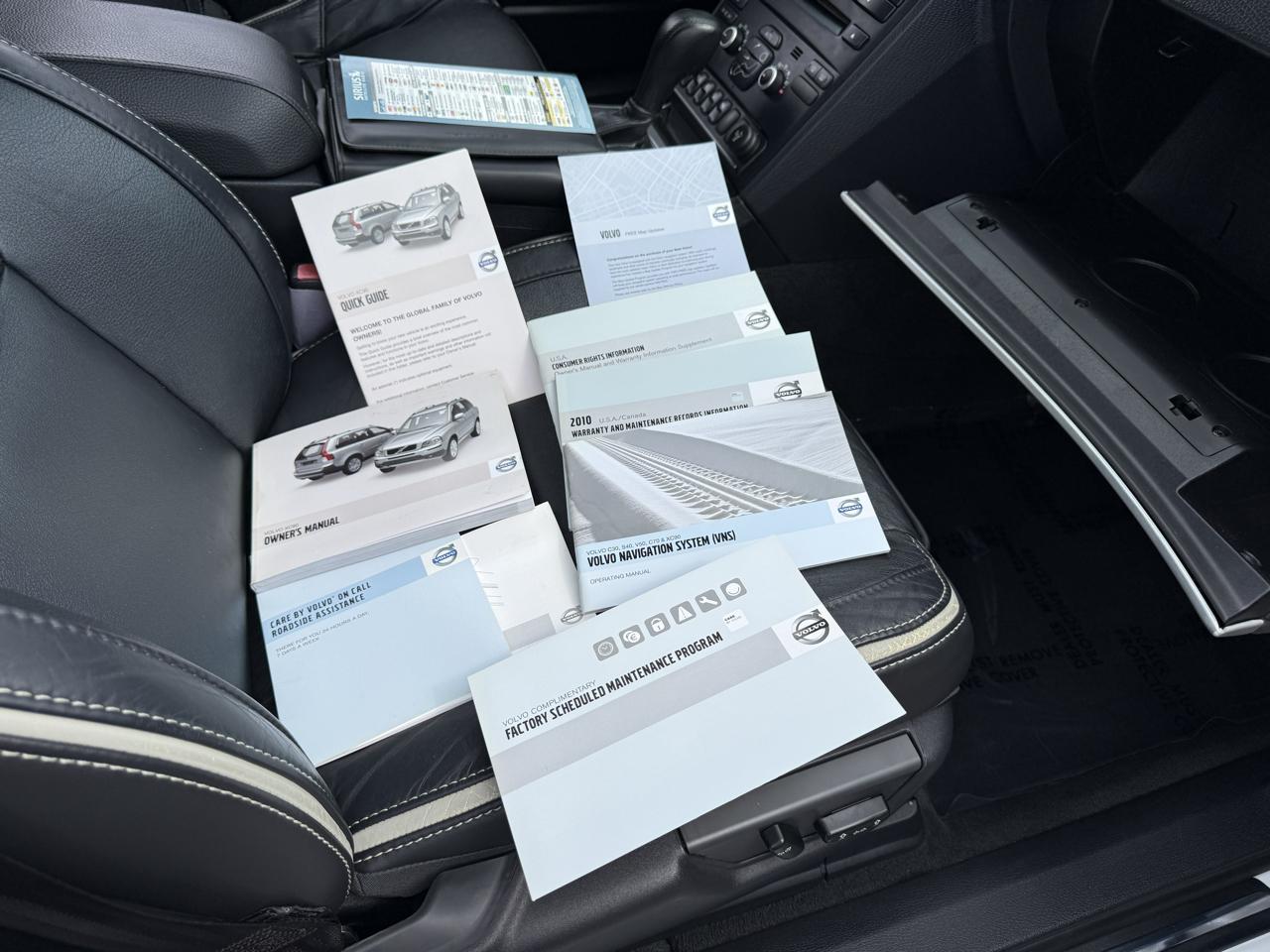 Volvo XC90  2010