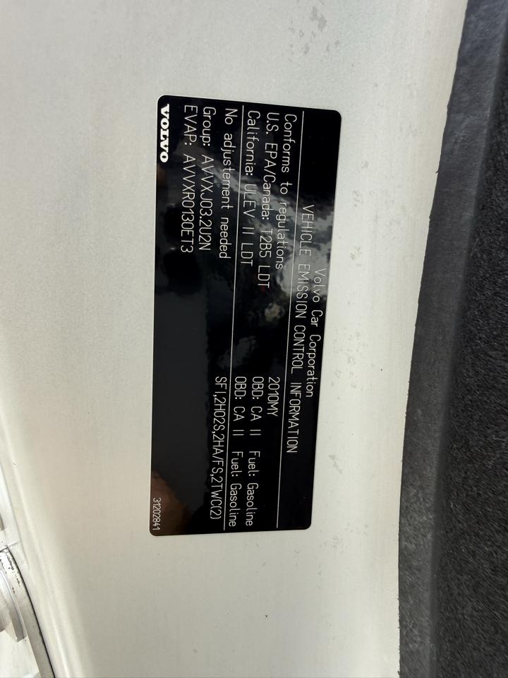 Volvo XC90  2010
