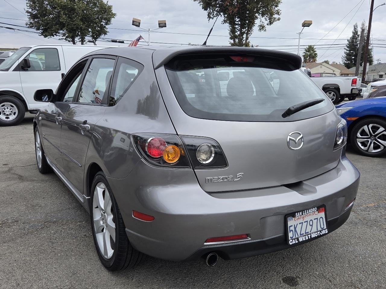 Mazda MAZDA3  2005