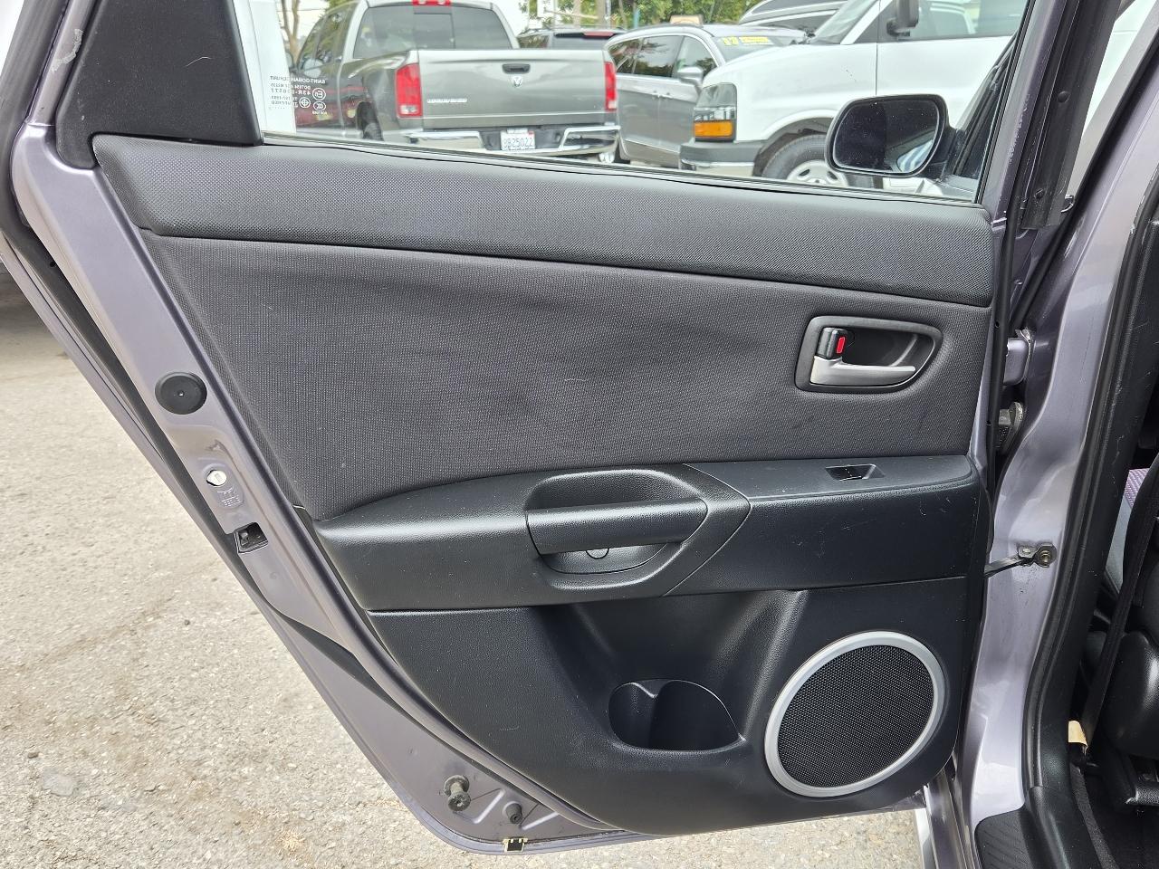 Mazda MAZDA3  2005