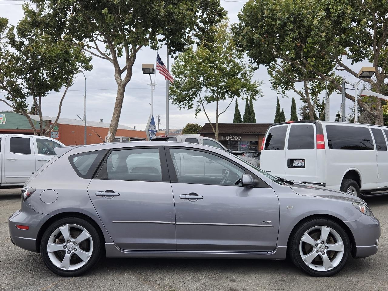 Mazda MAZDA3  2005
