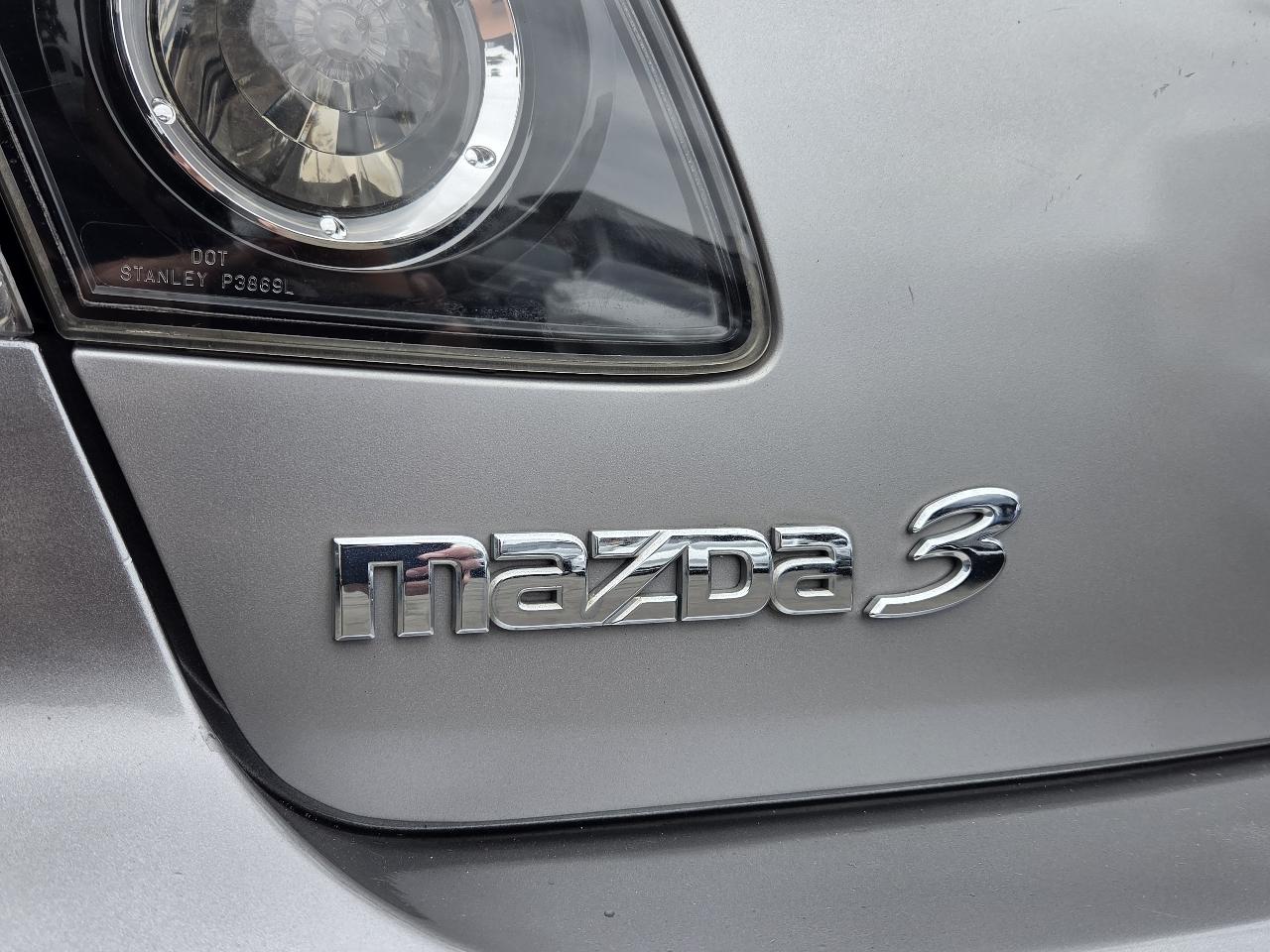 Mazda MAZDA3  2005