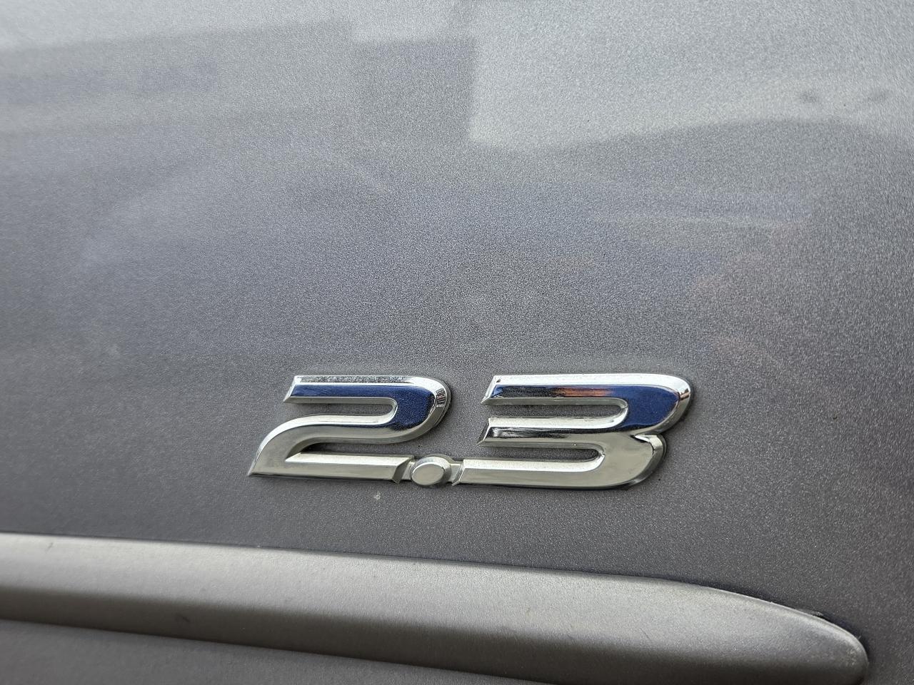 Mazda MAZDA3  2005