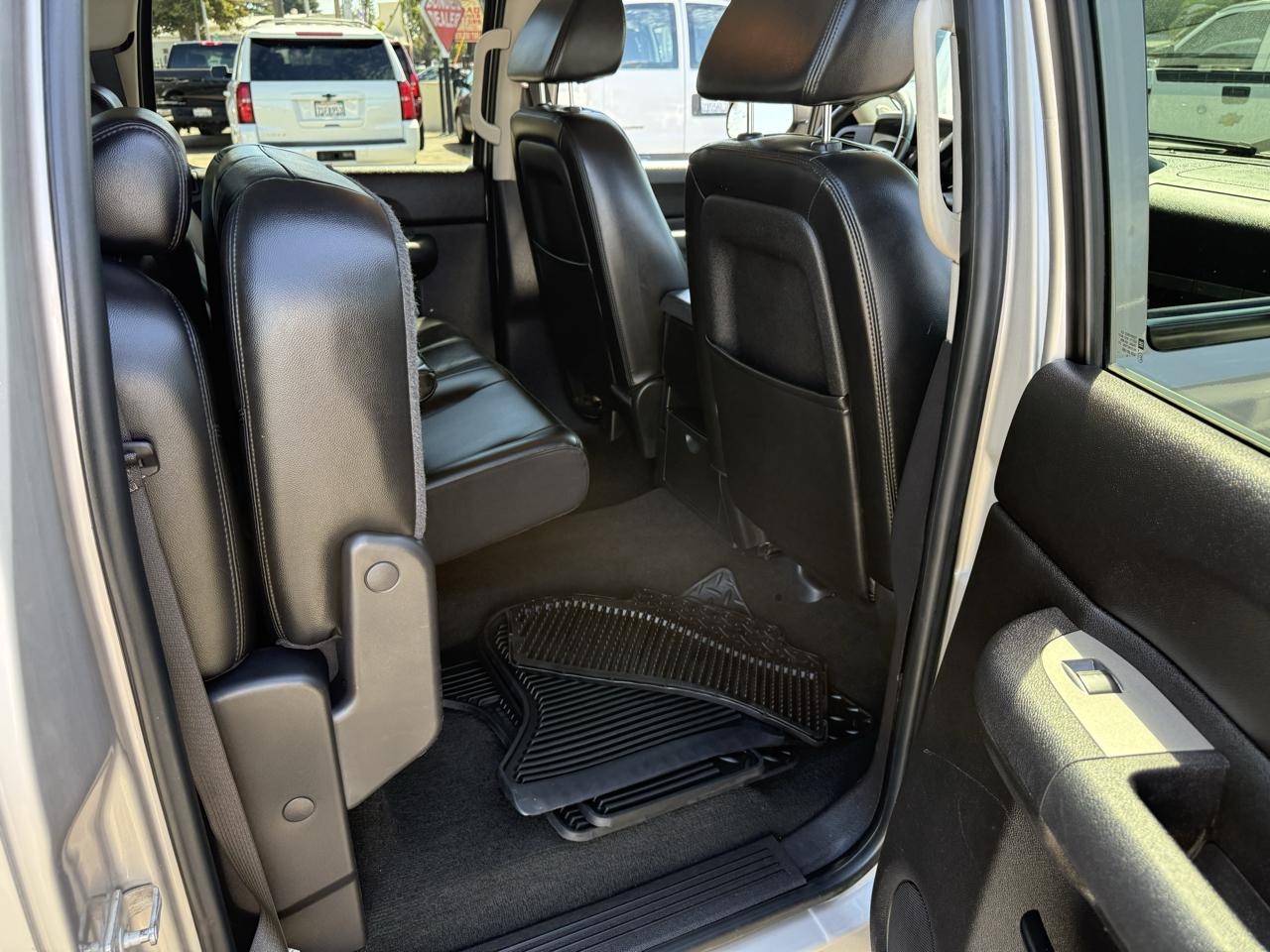 Chevrolet Silverado photo 18