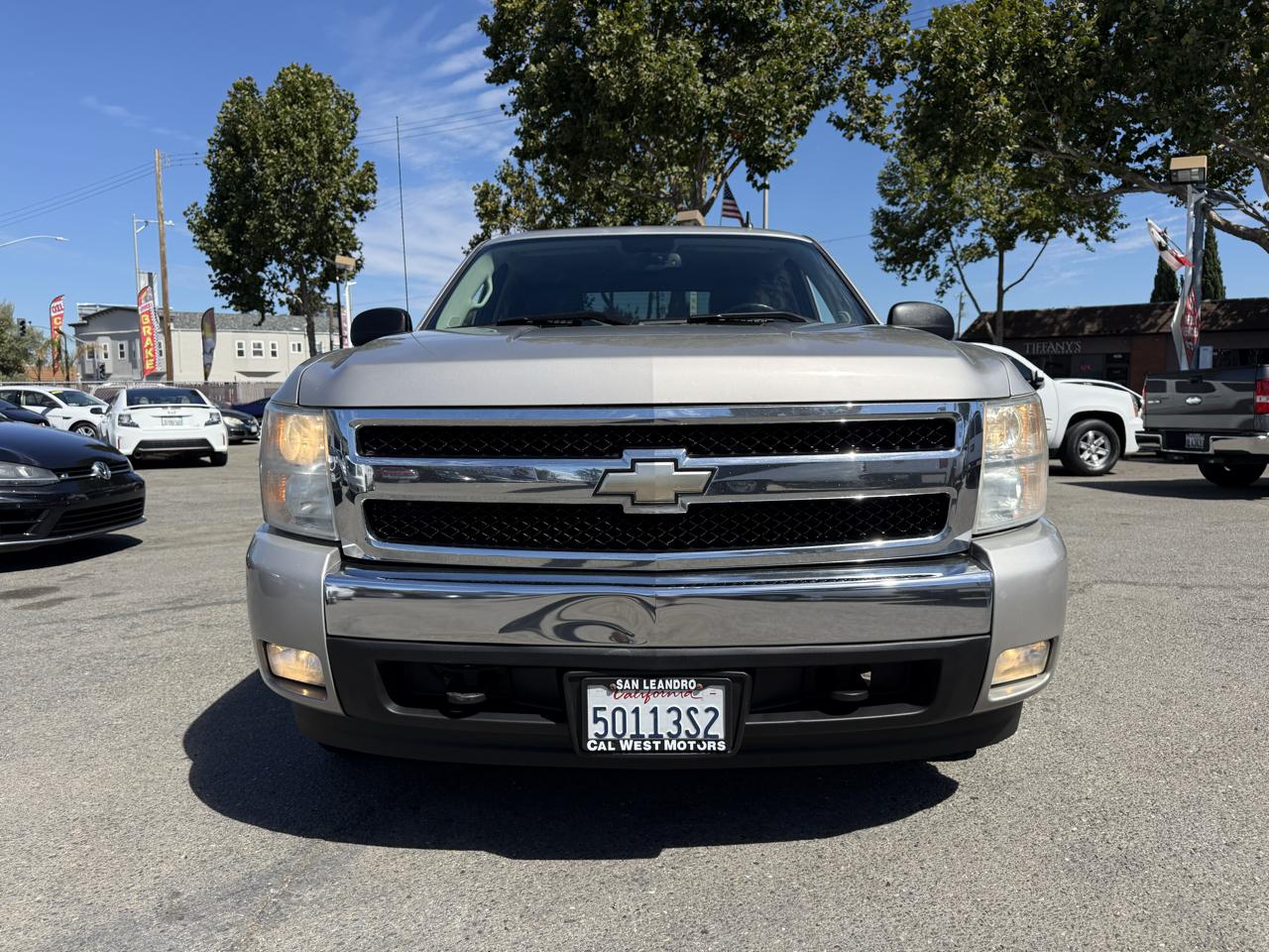 Chevrolet Silverado photo 21