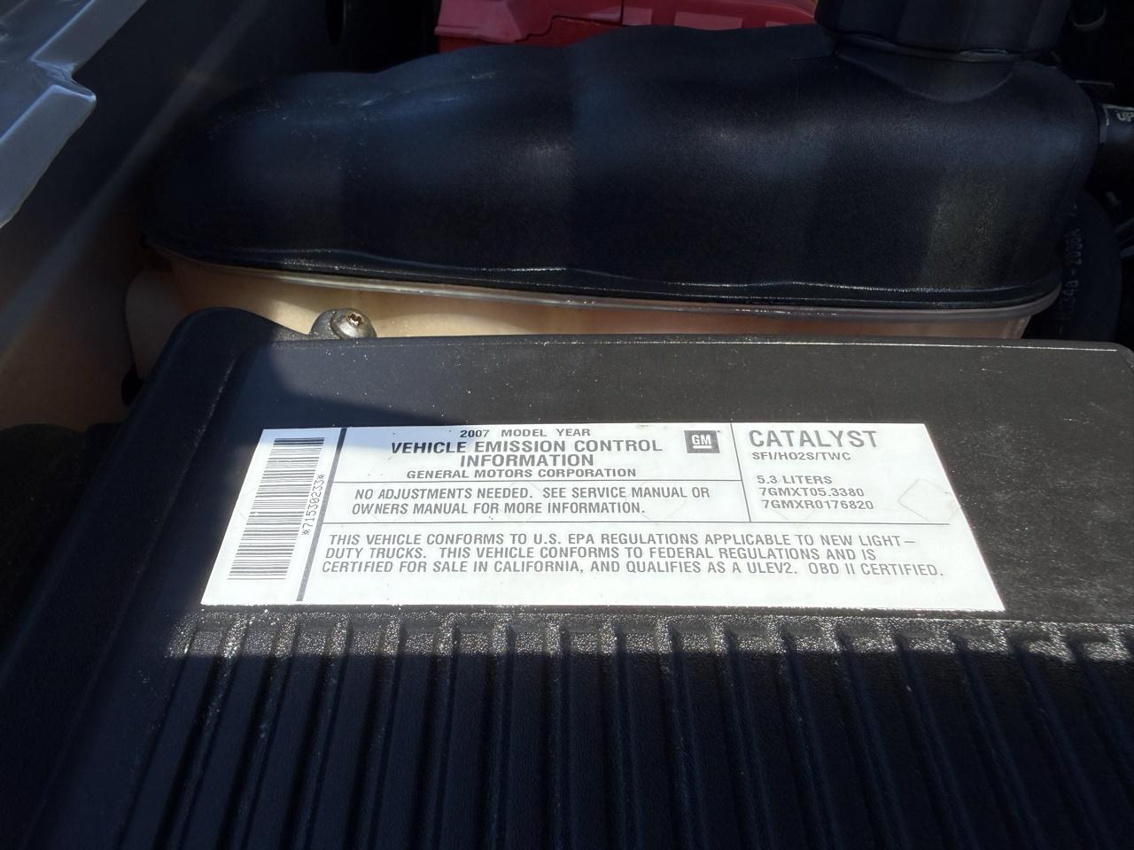 Chevrolet Silverado photo 24