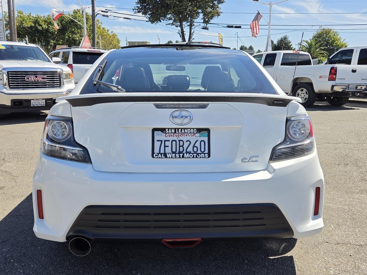 Scion tC  2014