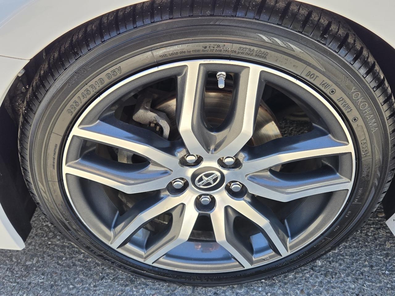 Scion tC  2014