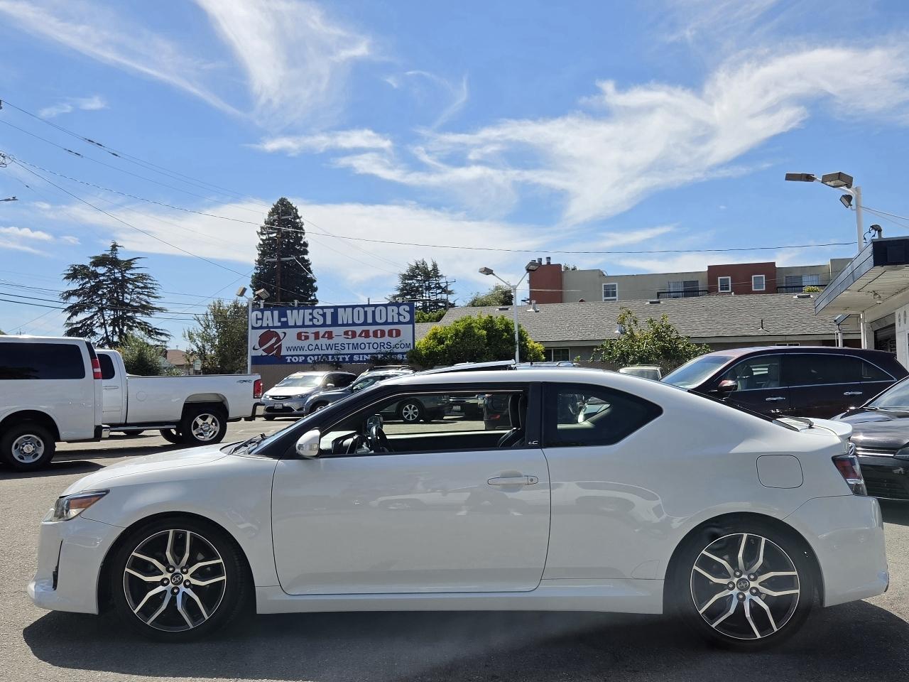 Scion tC  2014