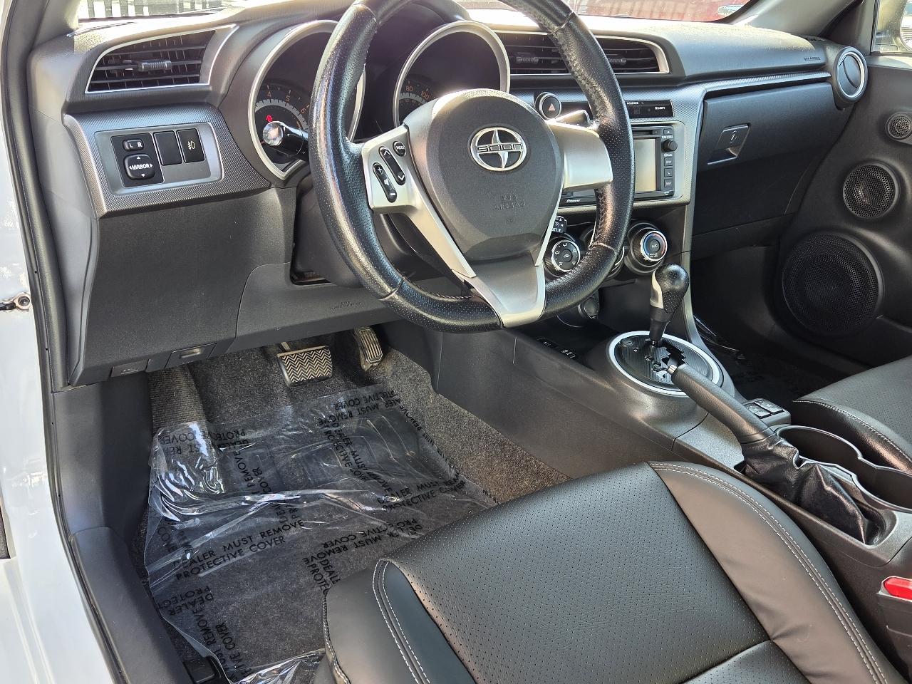 Scion tC  2014