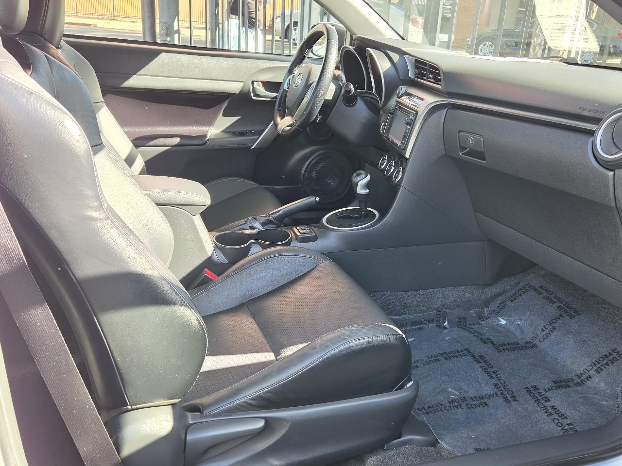 Scion tC  2014