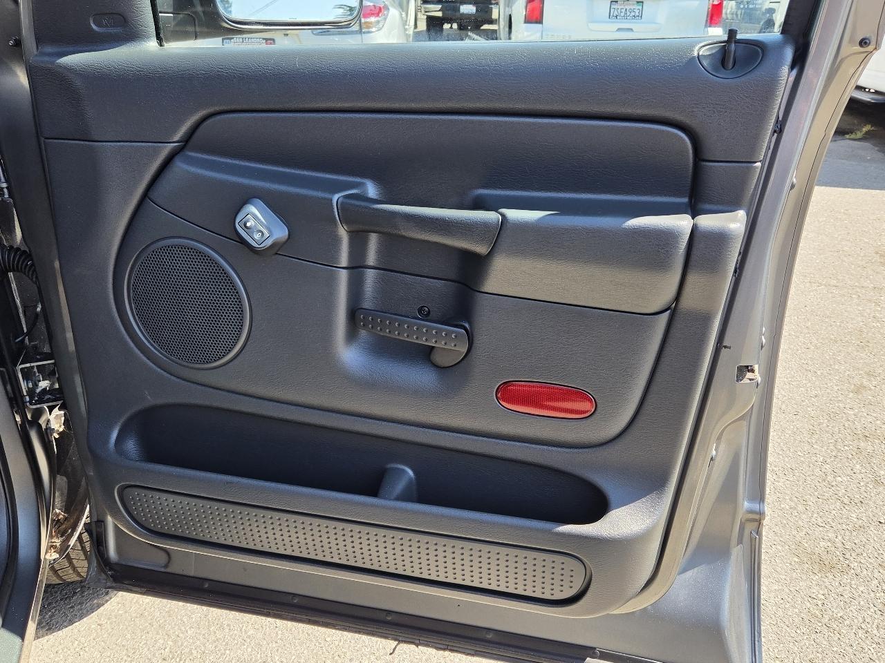 Dodge Ram photo 26