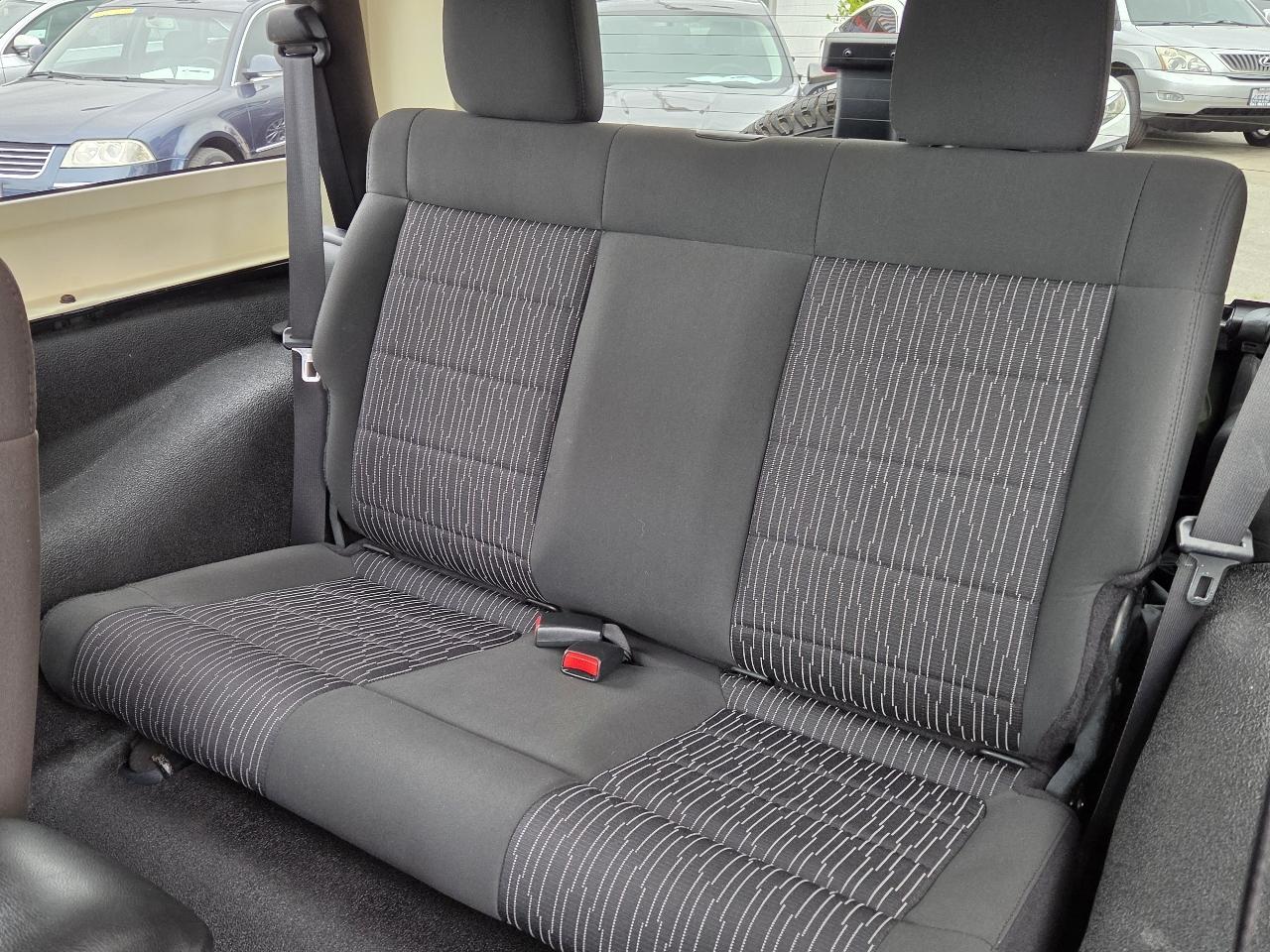 Jeep Wrangler  2011