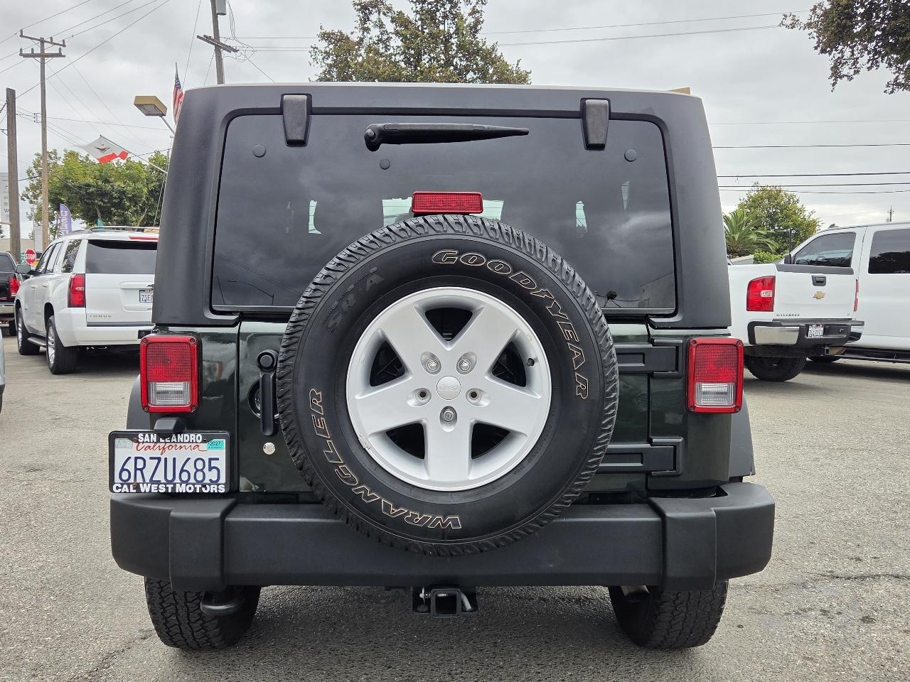Jeep Wrangler  2011