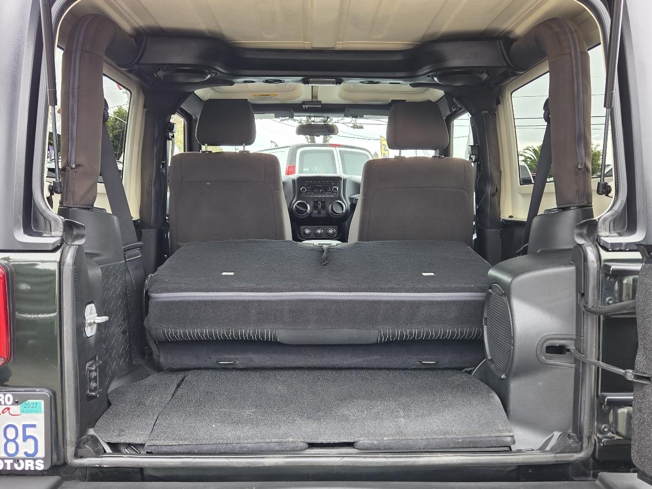Jeep Wrangler  2011