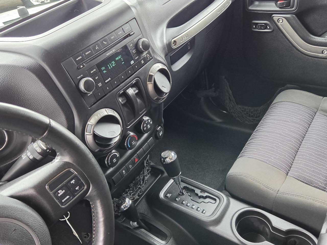 Jeep Wrangler  2011