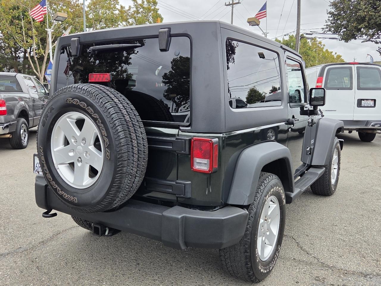 Jeep Wrangler  2011