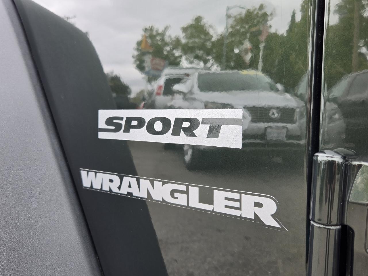 Jeep Wrangler  2011